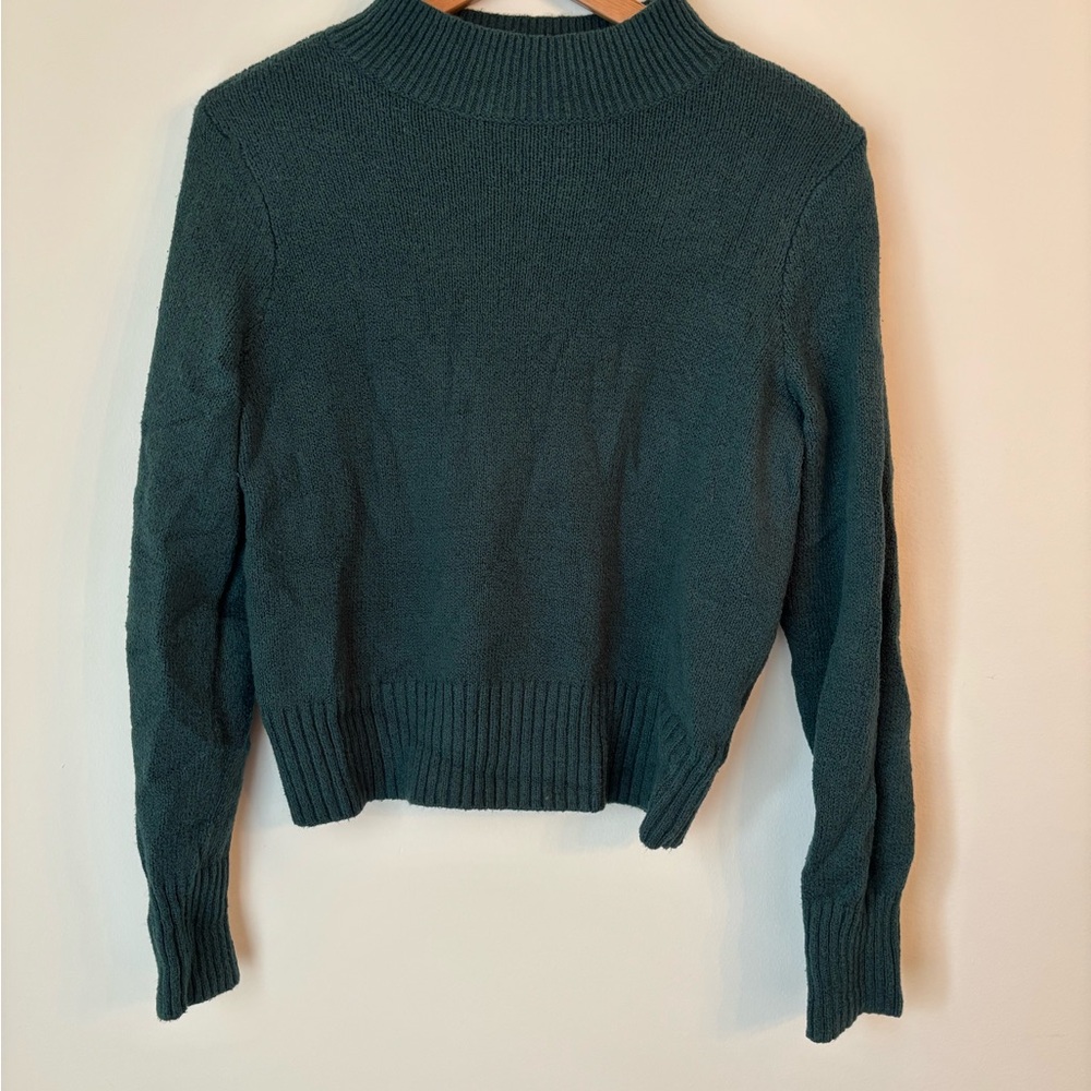 American Eagle Outfitters Green Knit Sweatshirt